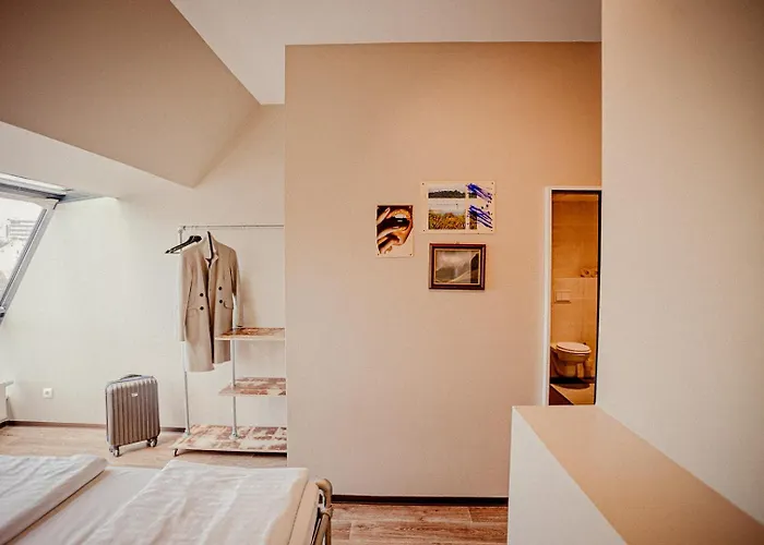 Wombat's Naschmarkt Hostel *